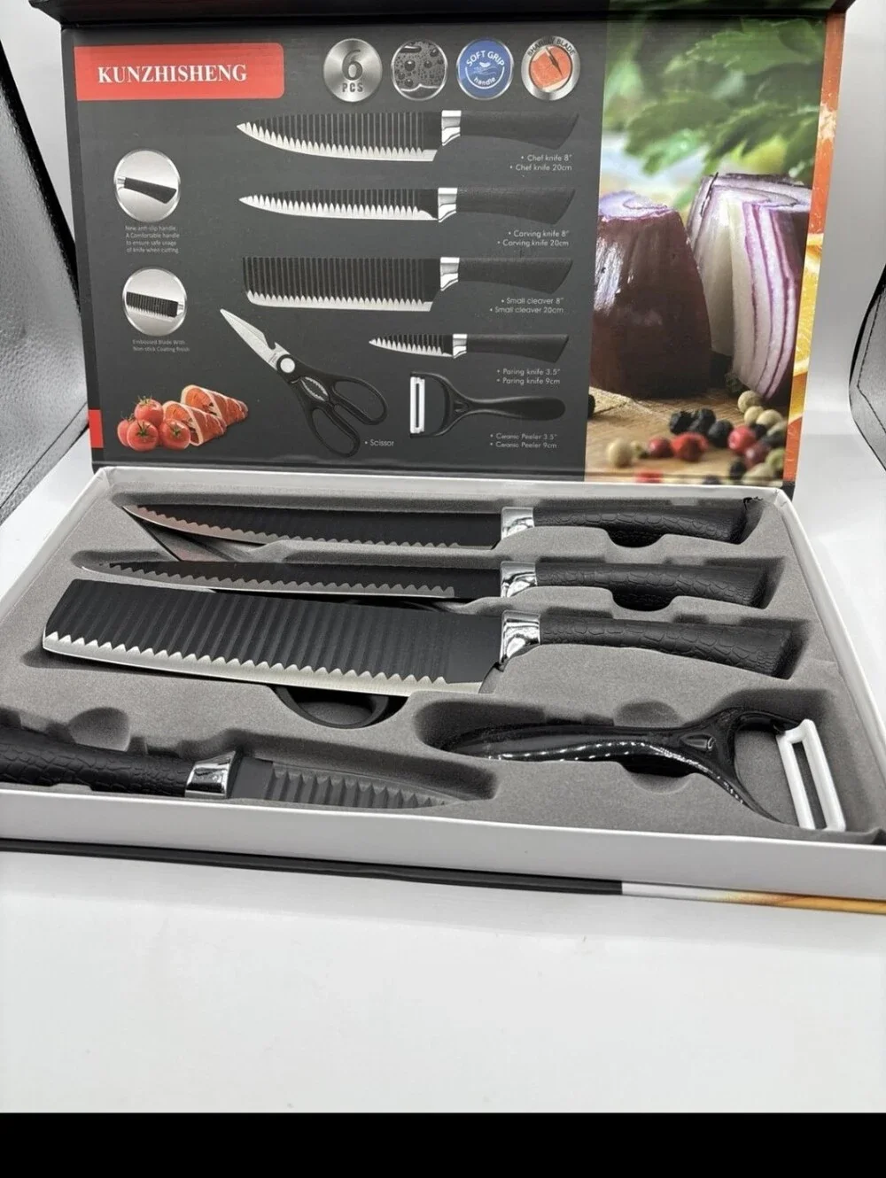 Henvo 6-piece kitchen knife set featuring embossed stainless steel blades New